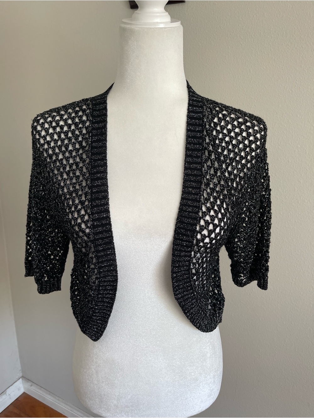 Jessica Howard Black Open-Weave Short Sleeve Cardigan with Sparkle